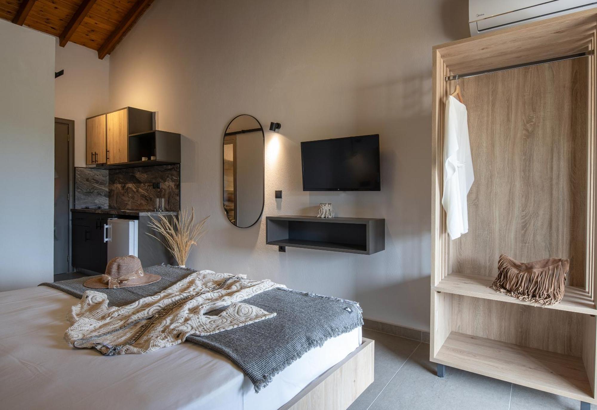 Erifili At Sarti Beach Apartments & Studios Ngoại thất bức ảnh